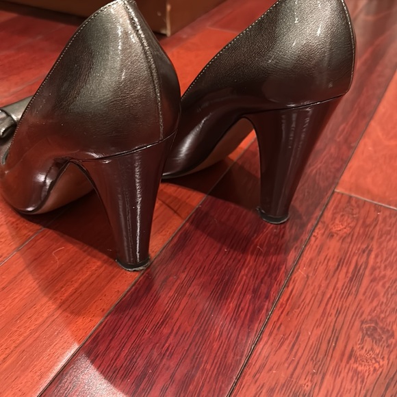 Moschino shoes, Mady in Italy  size 39.  Heel 4inch - Picture 3 of 5